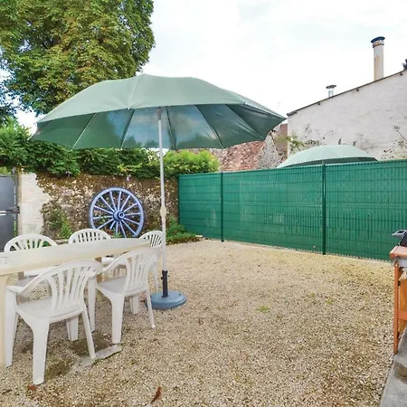 Ferienhaus Three-bedroom Holiday In Savignac-les-eglises