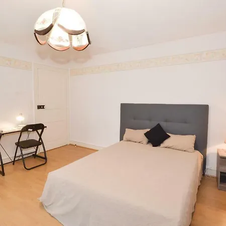 Ferienhaus Three-bedroom Holiday In Savignac-les-eglises Savignac-les-Églises